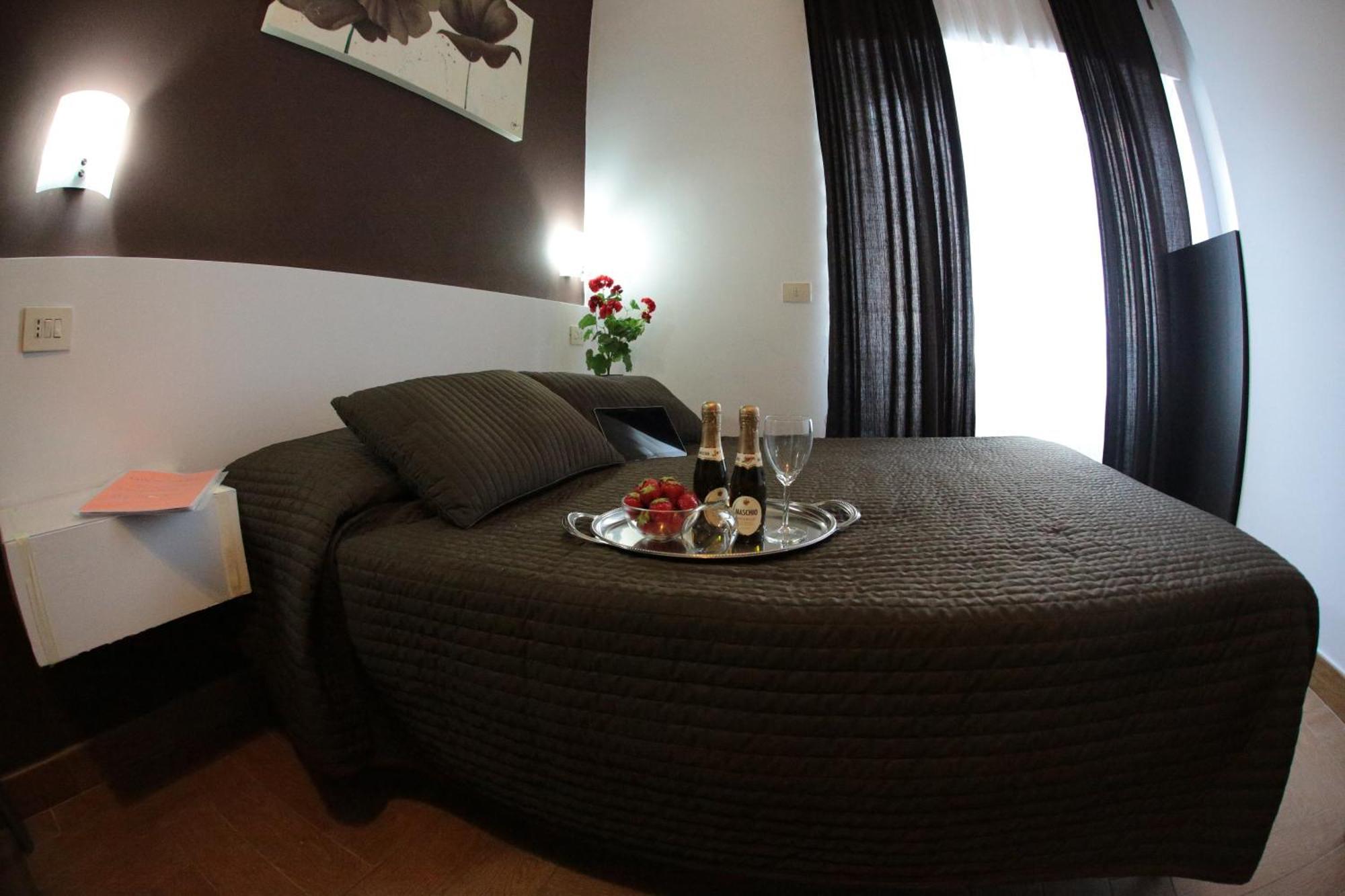 Residence Morena Rome Bagian luar foto